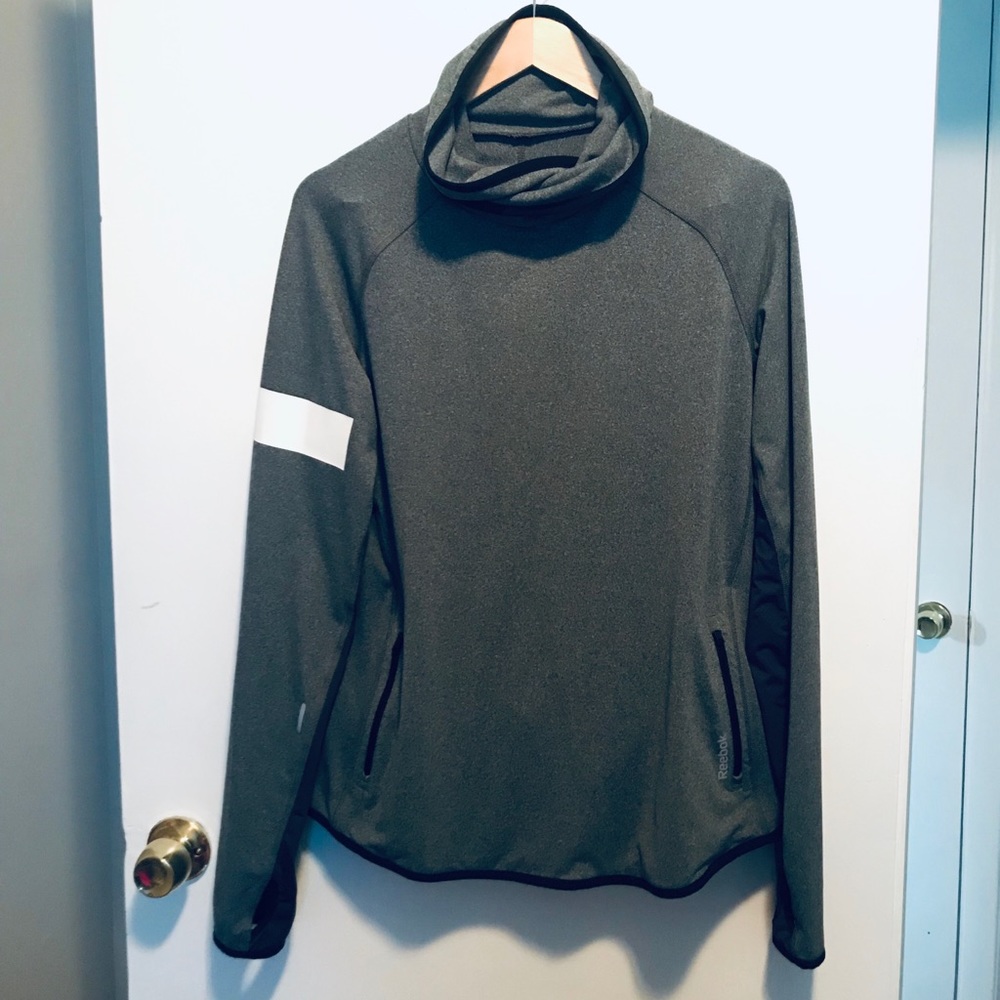 Reebok Pull Over Sweatshirt